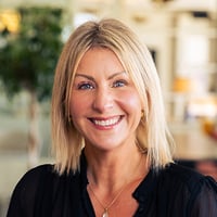 hanna-smith-headshot hanna-smith-headshot