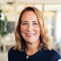 hannah-dempster-headshot hannah-dempster-headshot