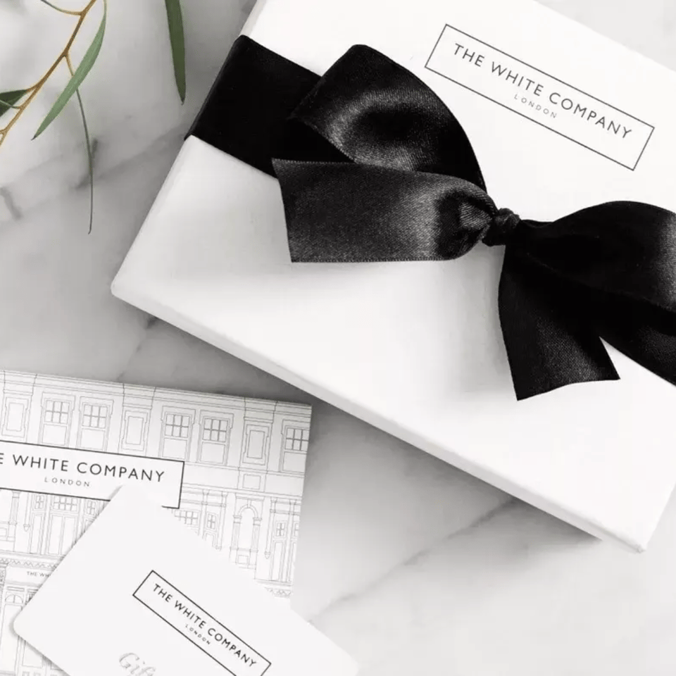the-white-company-customer-story-social-linkedin